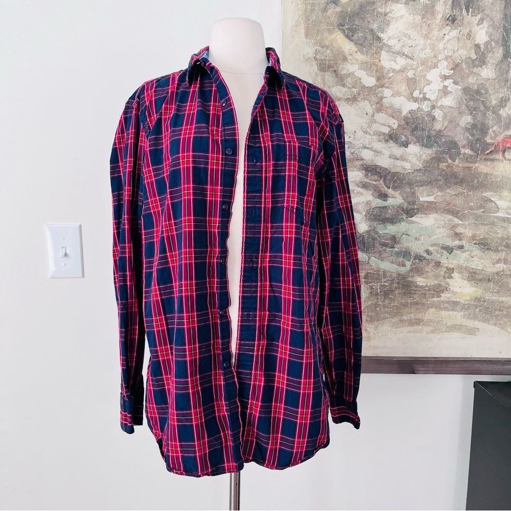 Nautica Red Green and Blue Plaid Men's Button Down Size Medium
